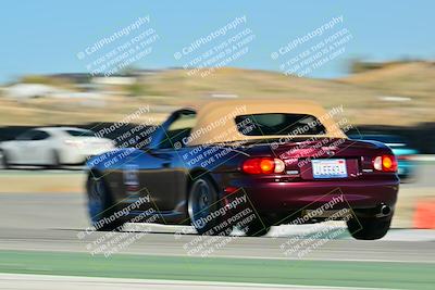 media/Dec-13-2025-Extreme Speed (Sat) [[d129ecb0b9]]/Beginner/Session 2 (Turn 4)/